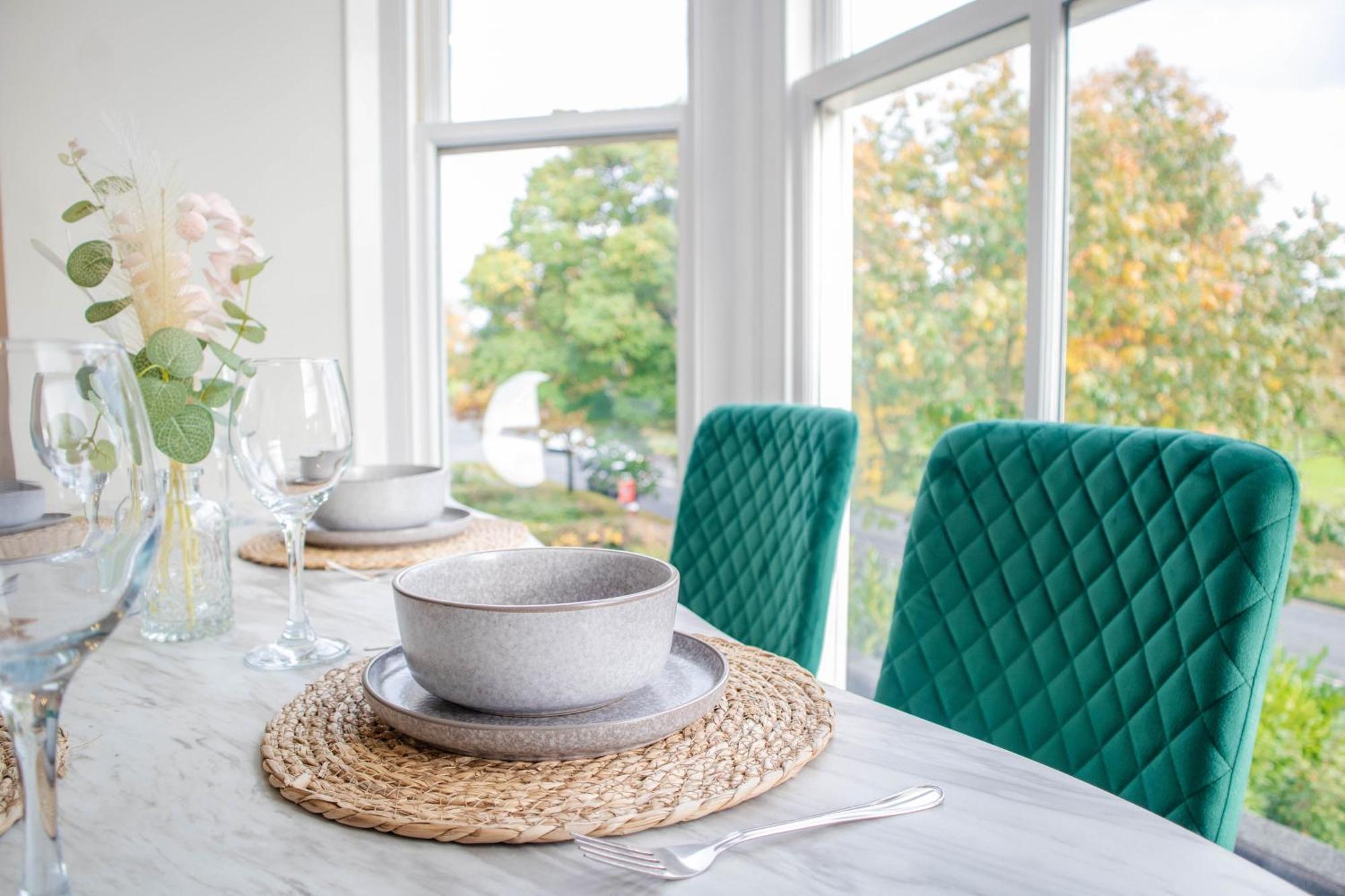 York Place Mews - Central 2 Bed 2 Bath Free Parking Harrogate Bagian luar foto